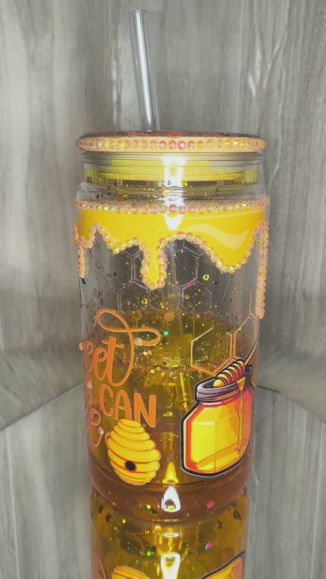 HONEY BEE 16 oz acrylic snowglobe tumbler